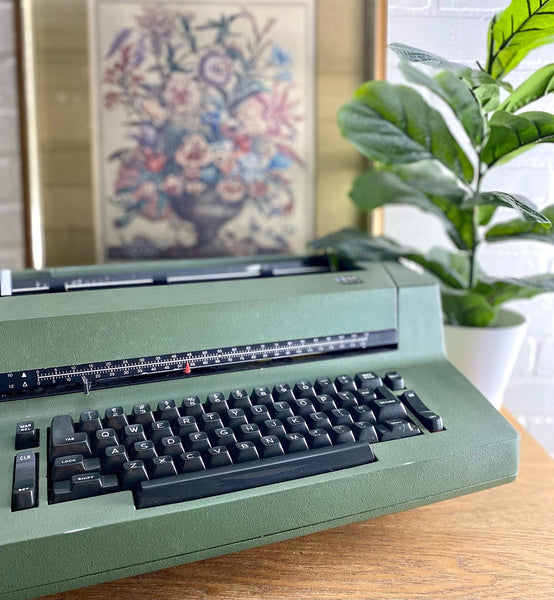 1971 Selectric Typewriter